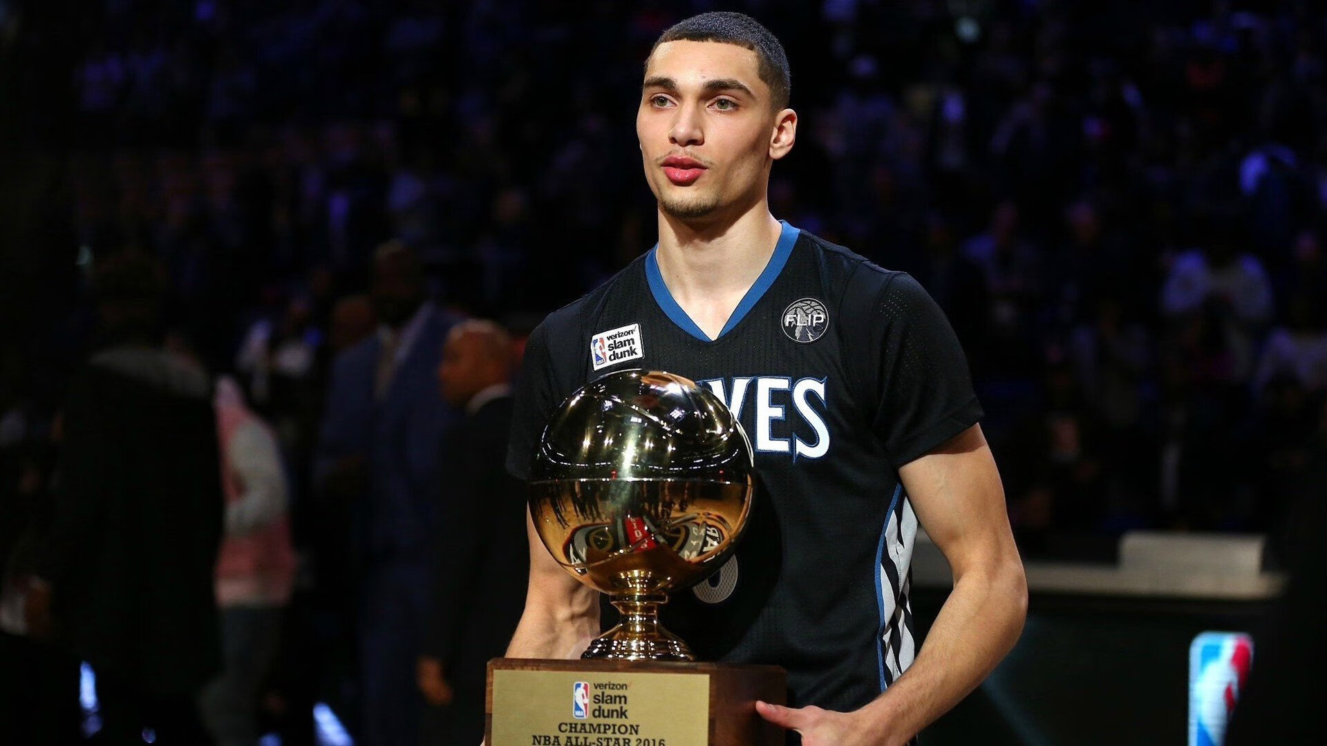 开云体育官方网站-森林狼鏖战湖人，小贾伦成为关键先生，改写西部格局的夜晚